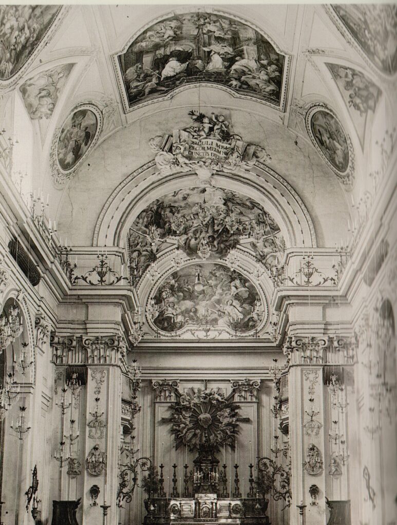 chiesa di San Benedetto in via Crociferi nel 1940